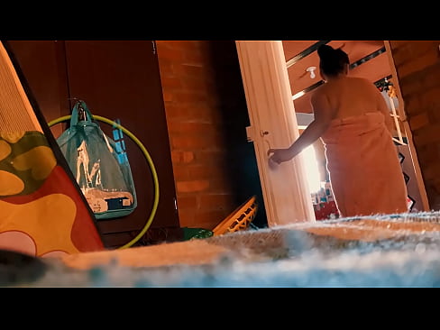 ❤️ My uncle follows me into the shower, he fucks me while I take a shower. ❤️❌ Homemade porn at us ❌️❤